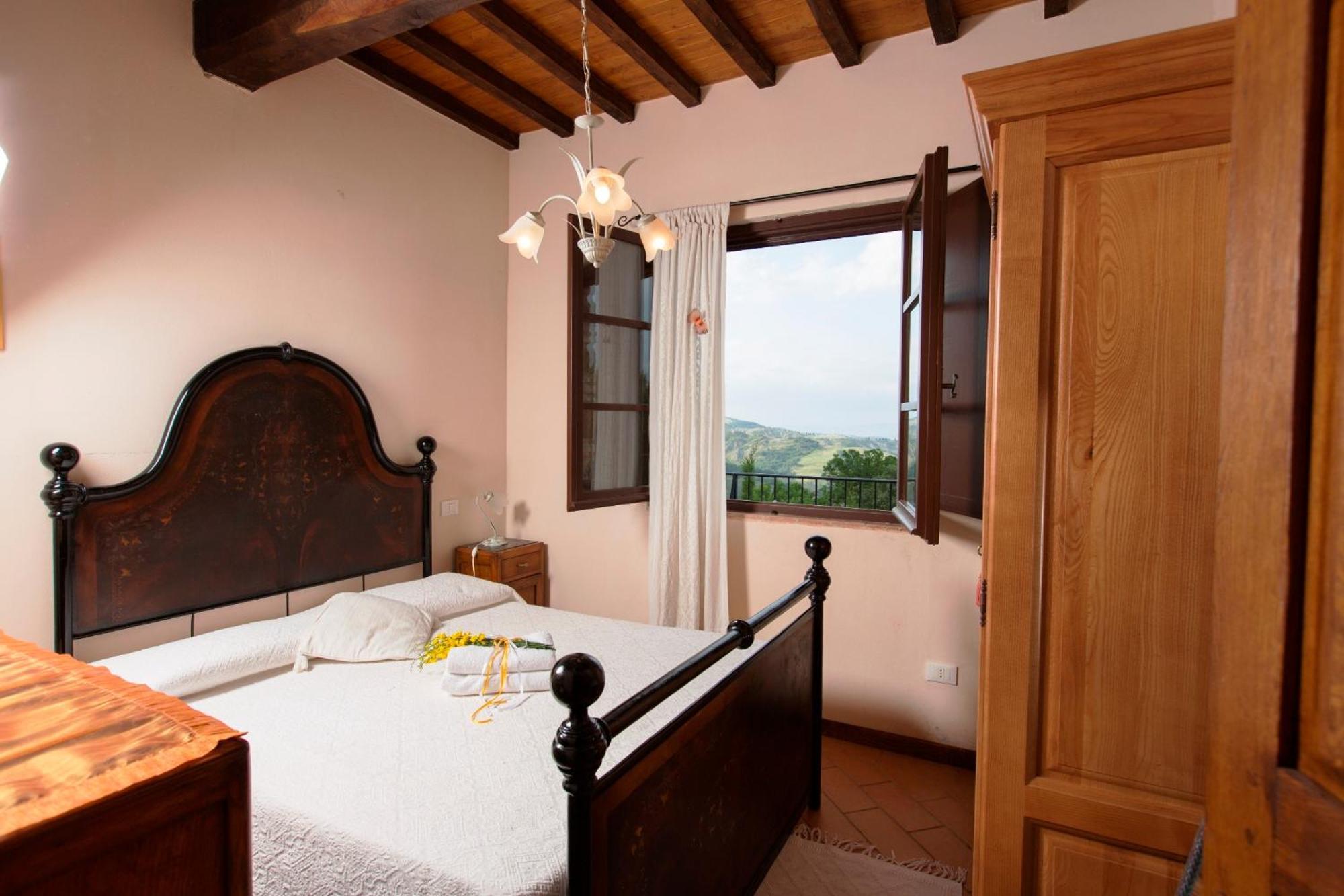 Agriturismo Selvella Radicofani Εξωτερικό φωτογραφία