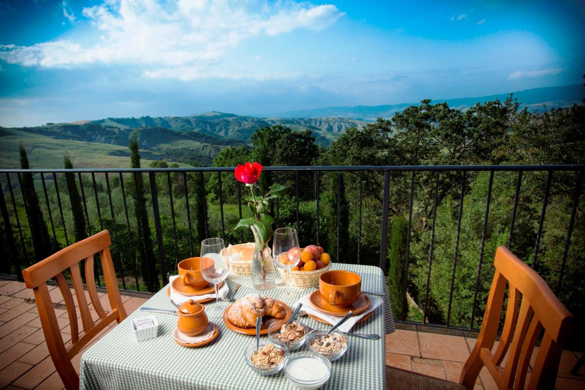 Agriturismo Selvella Radicofani Εξωτερικό φωτογραφία